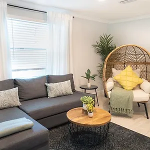 Tranquil & Fully Renoveted Near Busch Gardens , Tampa United States